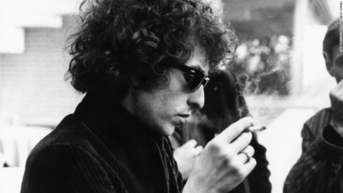 131203123231-03-bob-dylan-horizontal-large-gallery