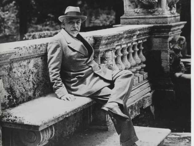 “TU RIDI” di Luigi Pirandello | LA PRESENZA DI ÈRATO